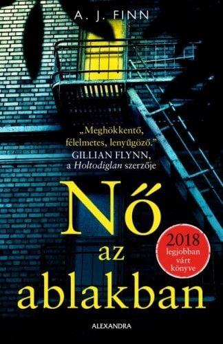 Nő az ablakban