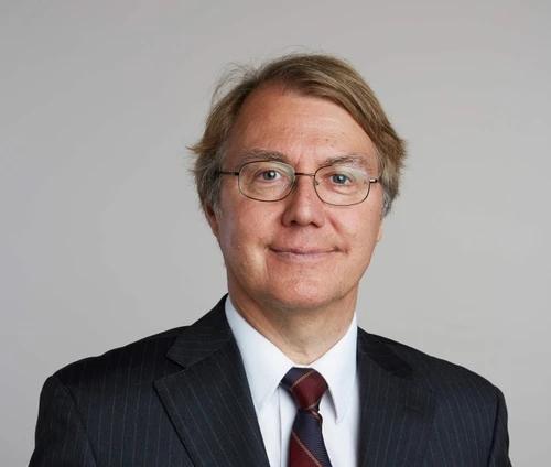 Andrew H. Knoll